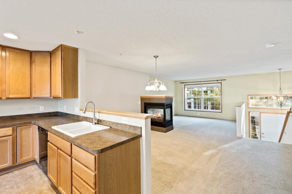 View of Residential at 899 Ledgestone Drive, Mahtomedi MN 55115, Mahtomedi (12 of 33) - Mike Wilen | Minnesota Team Real Estate