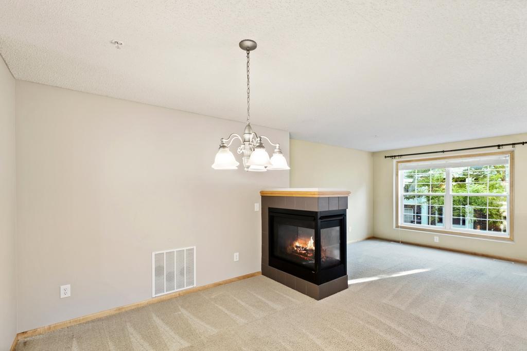 View of Residential at 899 Ledgestone Drive, Mahtomedi MN 55115, Mahtomedi (5 of 33) - Mike Wilen | Minnesota Team Real Estate