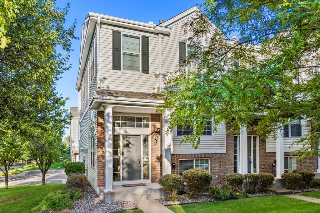 View of Residential at 899 Ledgestone Drive, Mahtomedi MN 55115, Mahtomedi (2 of 33) - Mike Wilen | Minnesota Team Real Estate