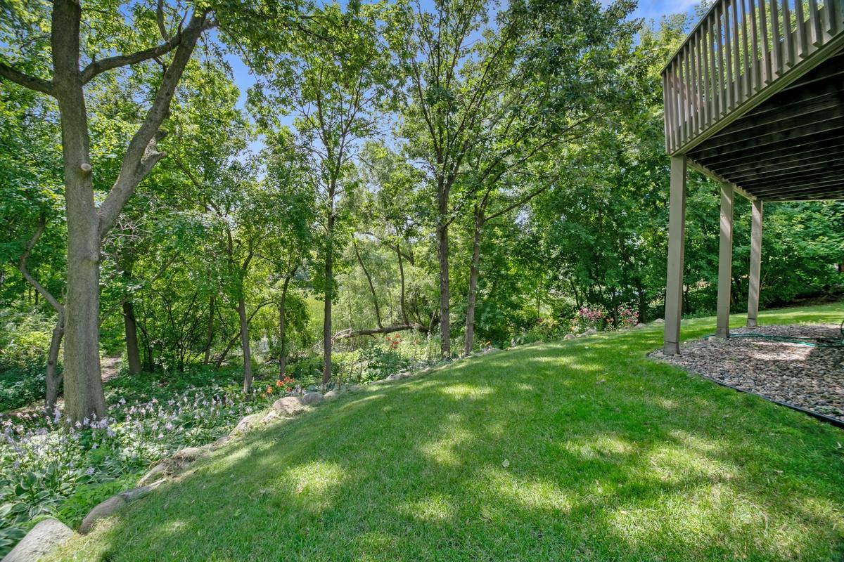 View of Residential at 7941 Bay Curve, Eden Prairie MN 55347, Eden Prairie (87 of 135) - Mike Wilen | Minnesota Team Real Estate