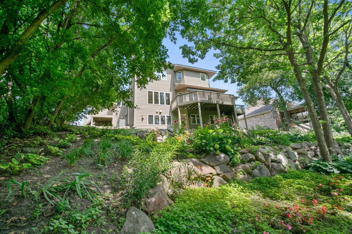View of Residential at 7941 Bay Curve, Eden Prairie MN 55347, Eden Prairie (82 of 135) - Mike Wilen | Minnesota Team Real Estate