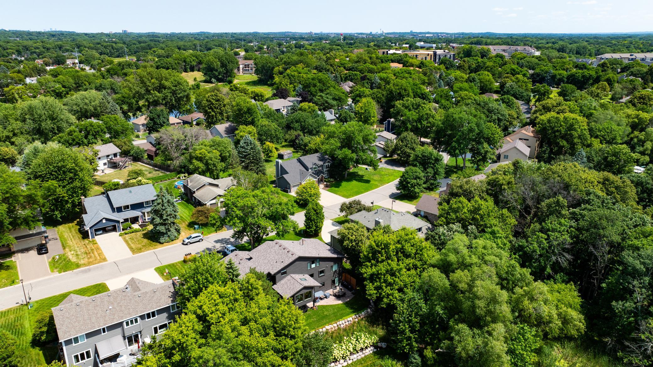 View of Residential at 7941 Bay Curve, Eden Prairie MN 55347, Eden Prairie (94 of 135) - Mike Wilen | Minnesota Team Real Estate