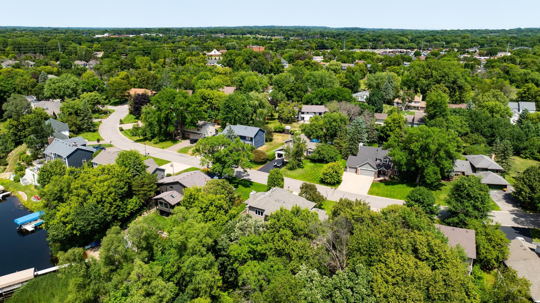 View of Residential at 7941 Bay Curve, Eden Prairie MN 55347, Eden Prairie (97 of 135) - Mike Wilen | Minnesota Team Real Estate