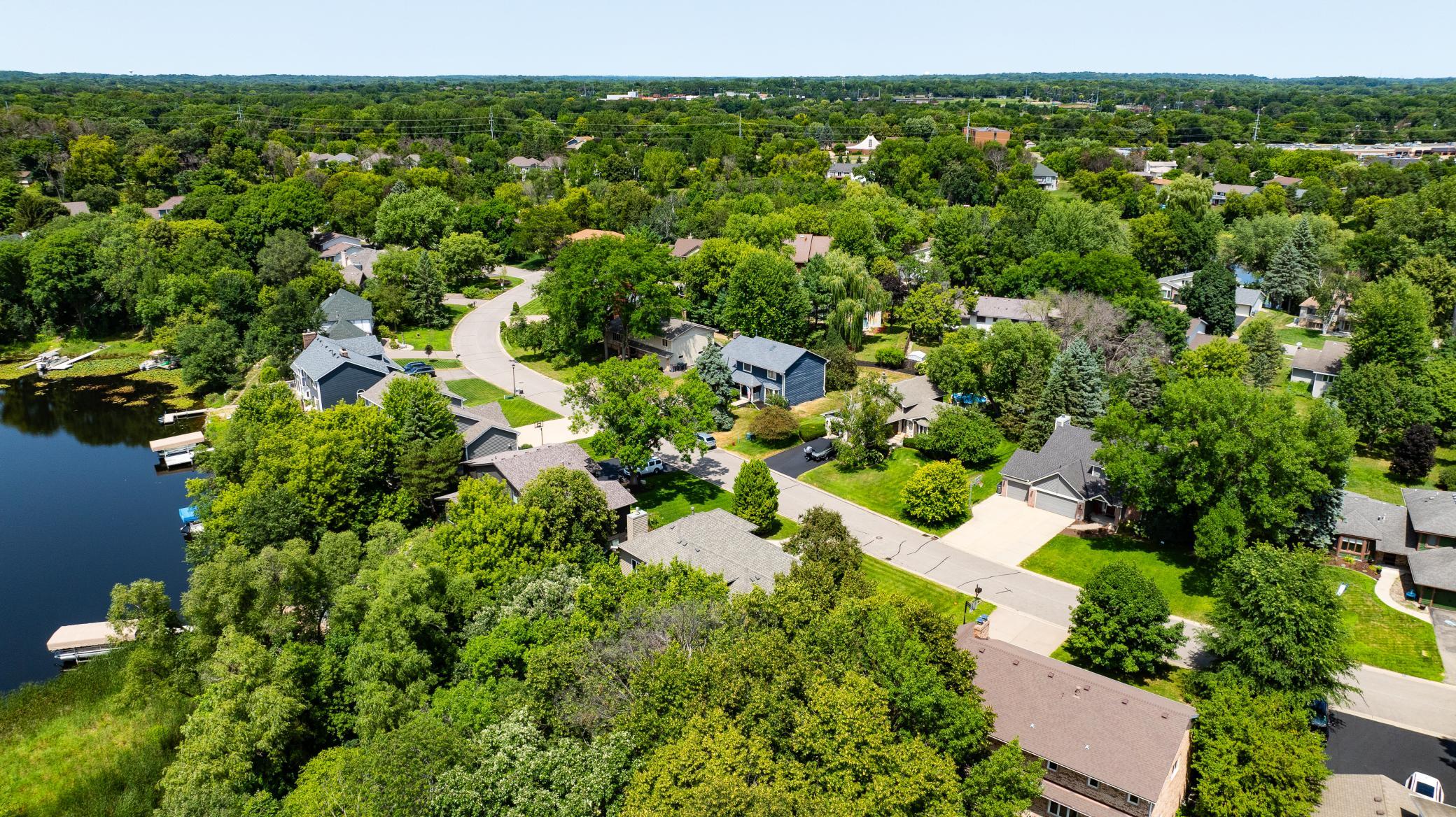 View of Residential at 7941 Bay Curve, Eden Prairie MN 55347, Eden Prairie (98 of 135) - Mike Wilen | Minnesota Team Real Estate