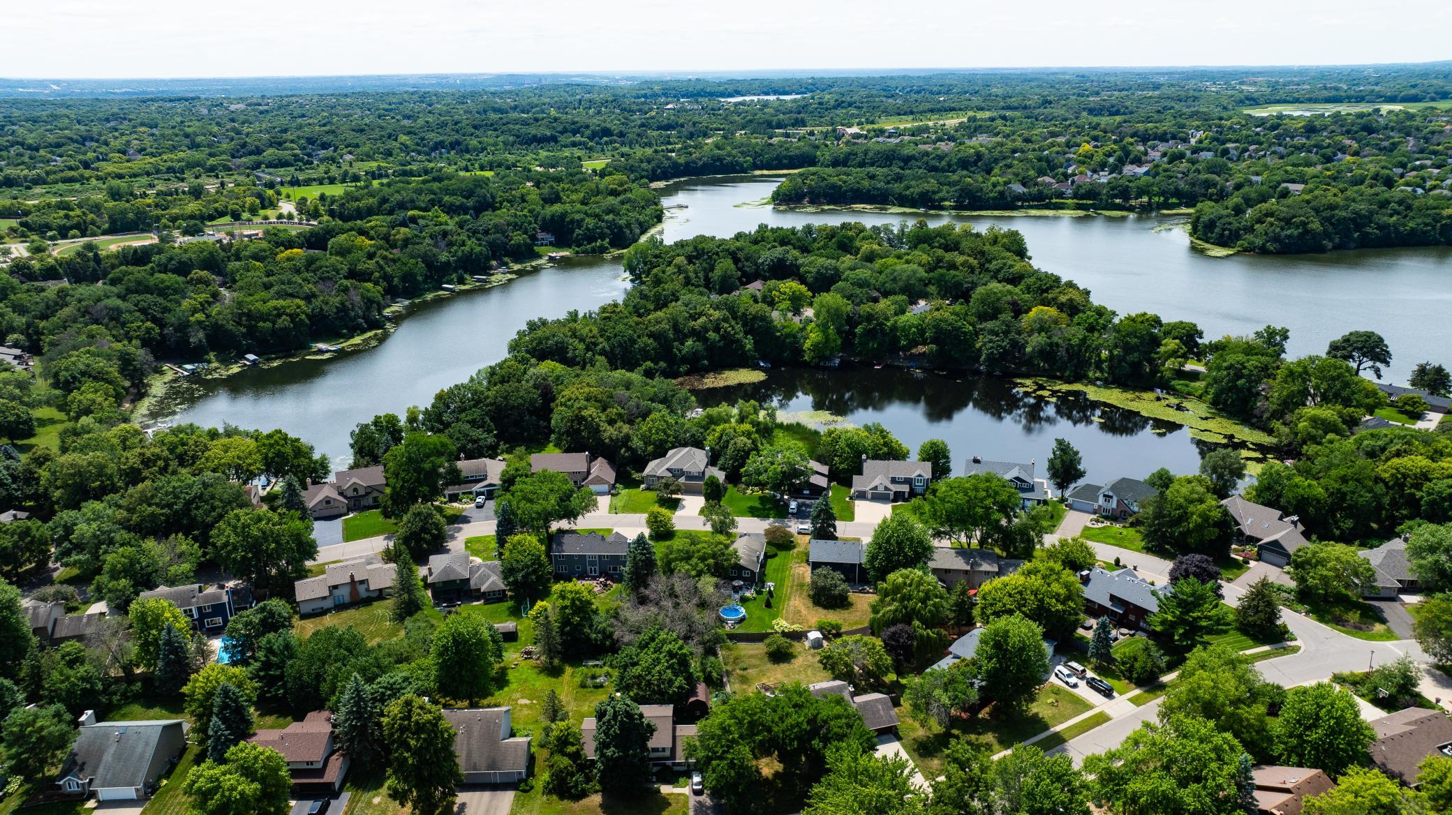 View of Residential at 7941 Bay Curve, Eden Prairie MN 55347, Eden Prairie (107 of 135) - Mike Wilen | Minnesota Team Real Estate