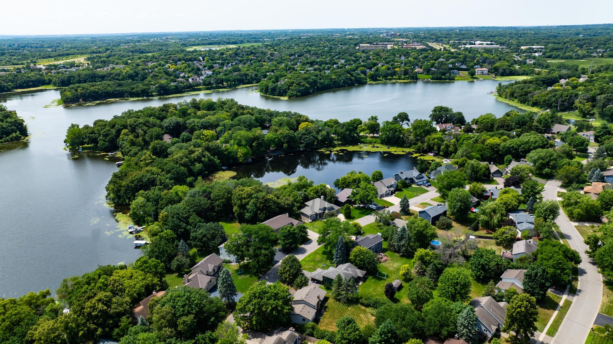 View of Residential at 7941 Bay Curve, Eden Prairie MN 55347, Eden Prairie (129 of 135) - Mike Wilen | Minnesota Team Real Estate