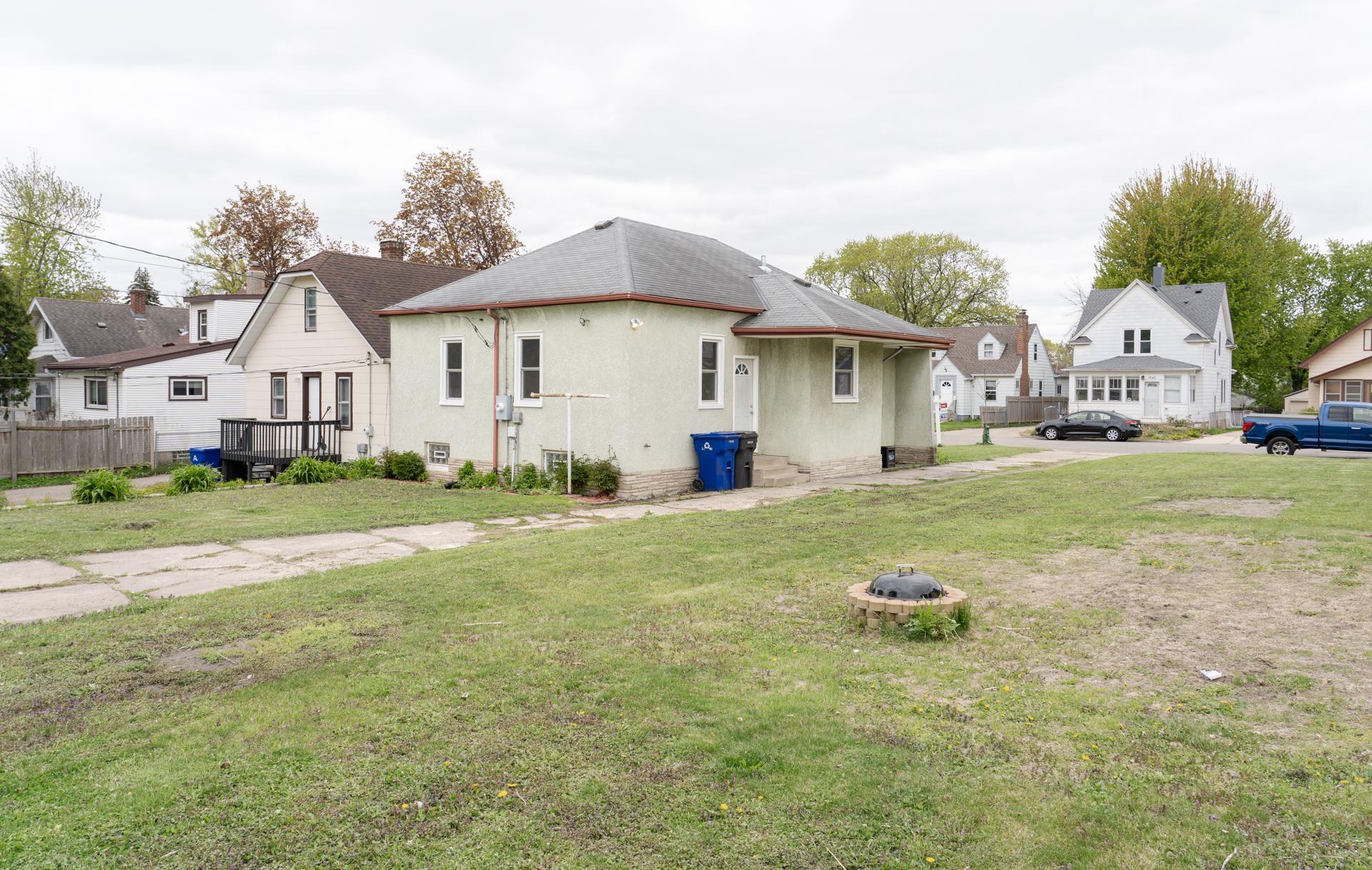 View of Residential at 1044 Cumberland Street, Saint Paul MN 55117, Saint Paul (6 of 49) - Mike Wilen | Minnesota Team Real Estate