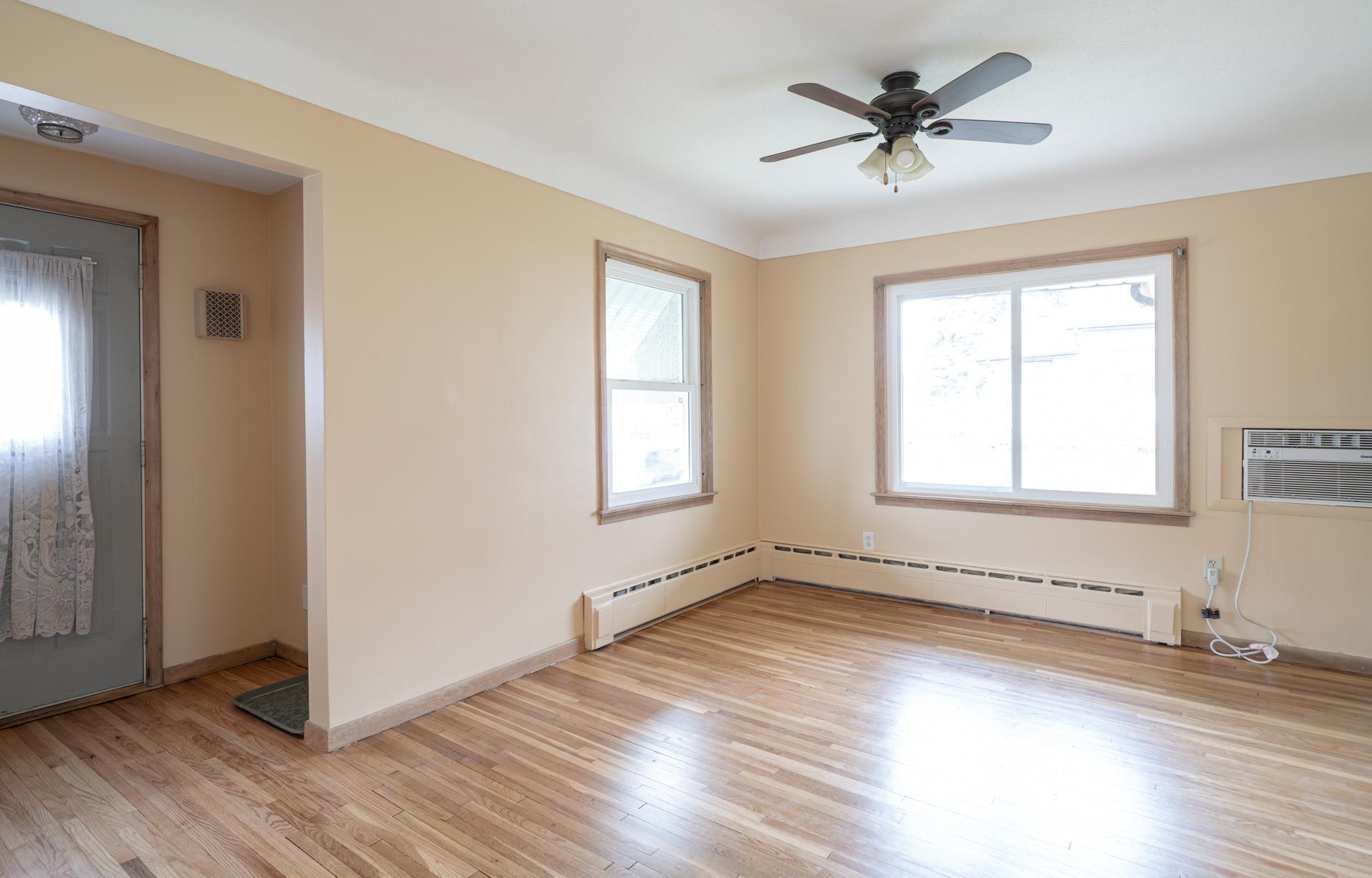 View of Residential at 1044 Cumberland Street, Saint Paul MN 55117, Saint Paul (8 of 49) - Mike Wilen | Minnesota Team Real Estate