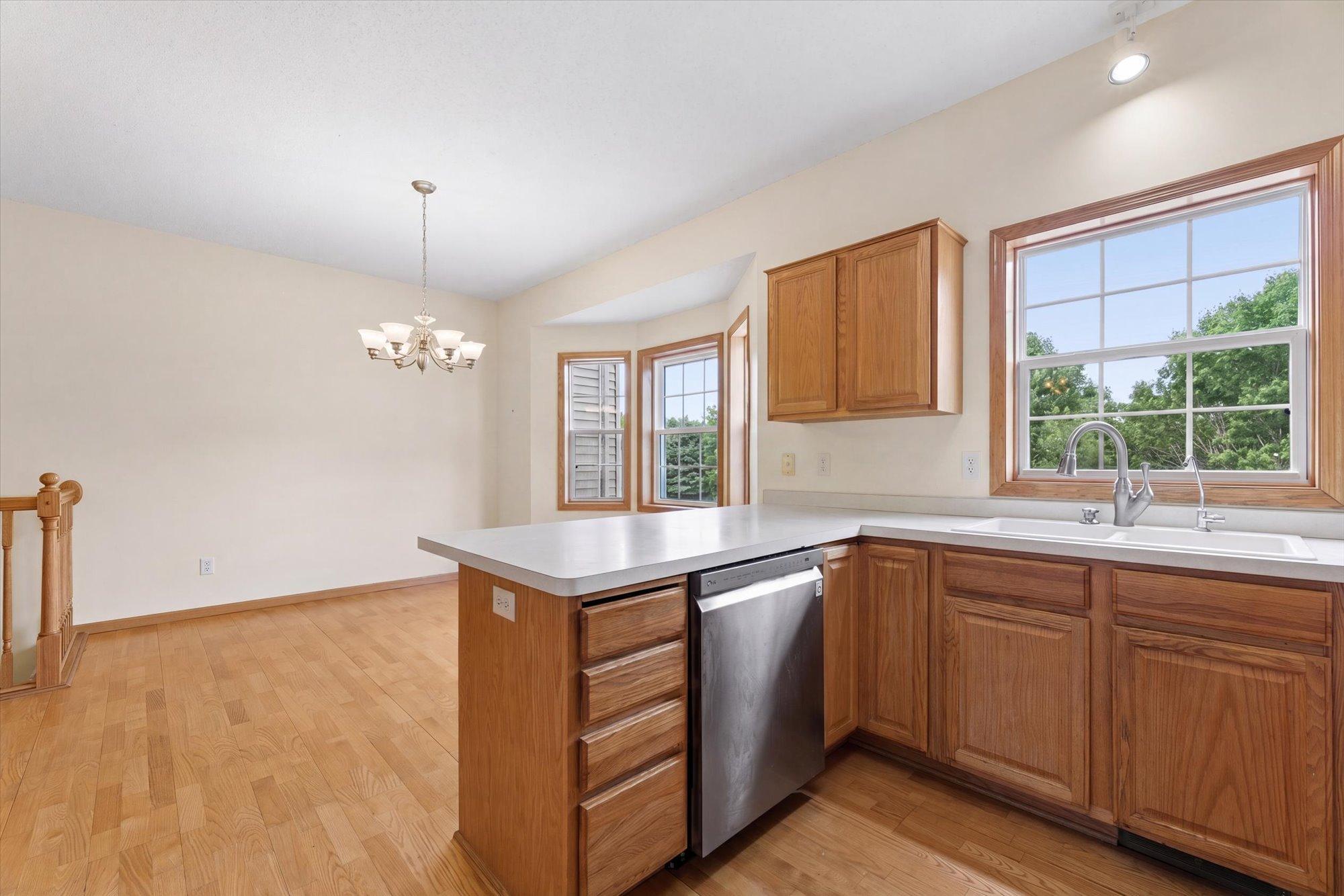 View of Residential at 14157 43rd Avenue, Plymouth MN 55446, Plymouth (13 of 41) - Mike Wilen | Minnesota Team Real Estate