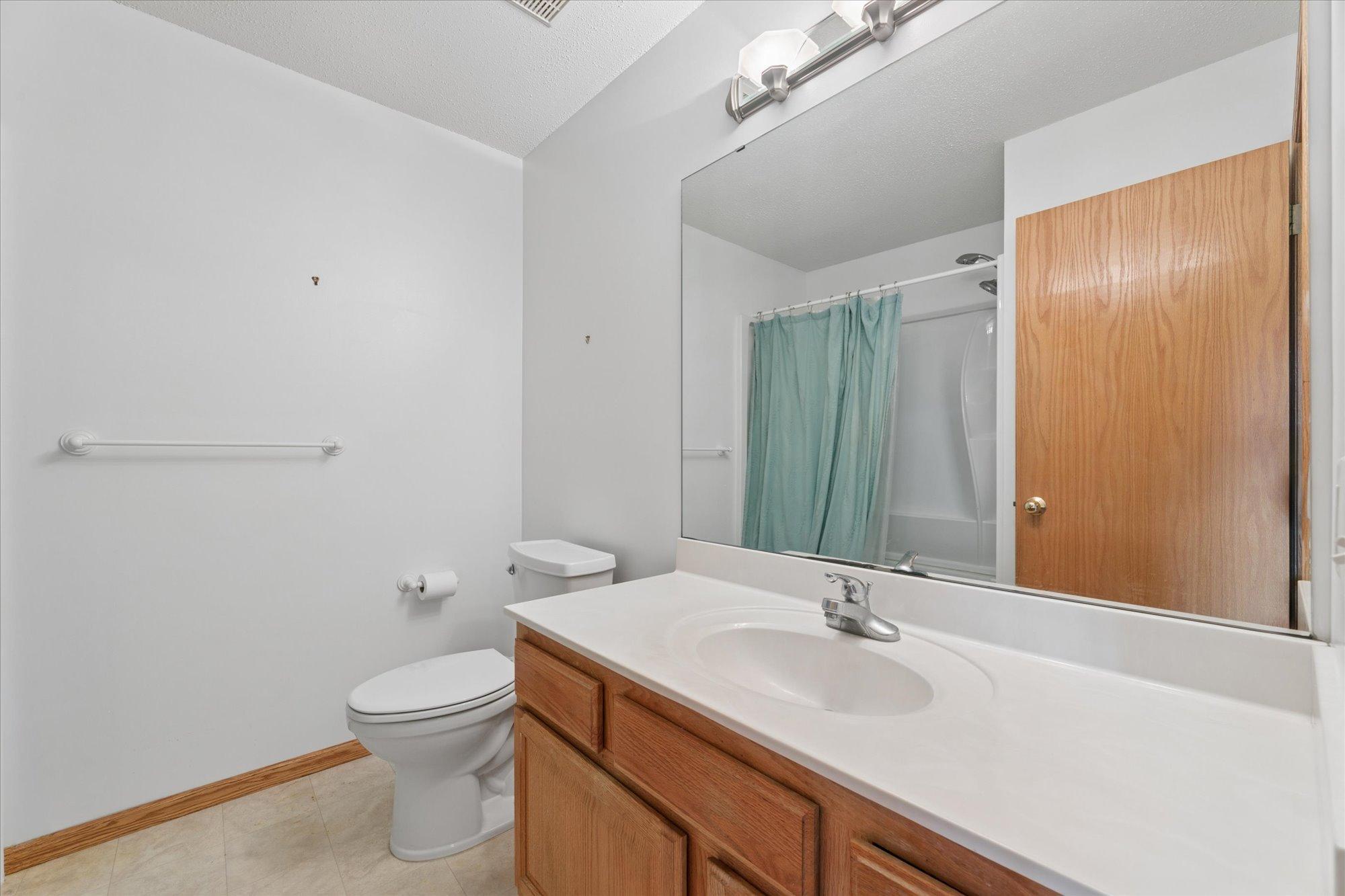 View of Residential at 14157 43rd Avenue, Plymouth MN 55446, Plymouth (22 of 41) - Mike Wilen | Minnesota Team Real Estate