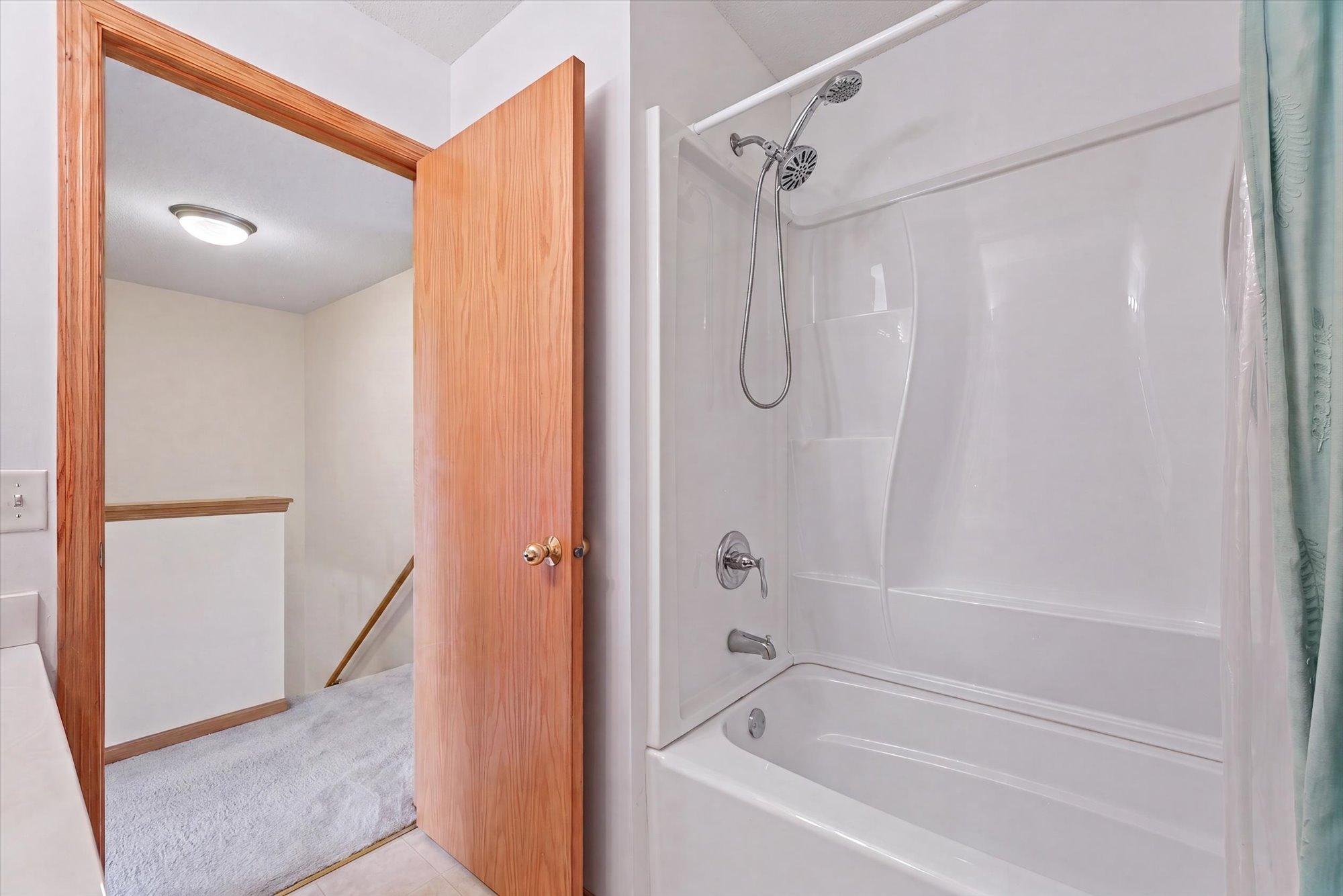 View of Residential at 14157 43rd Avenue, Plymouth MN 55446, Plymouth (23 of 41) - Mike Wilen | Minnesota Team Real Estate