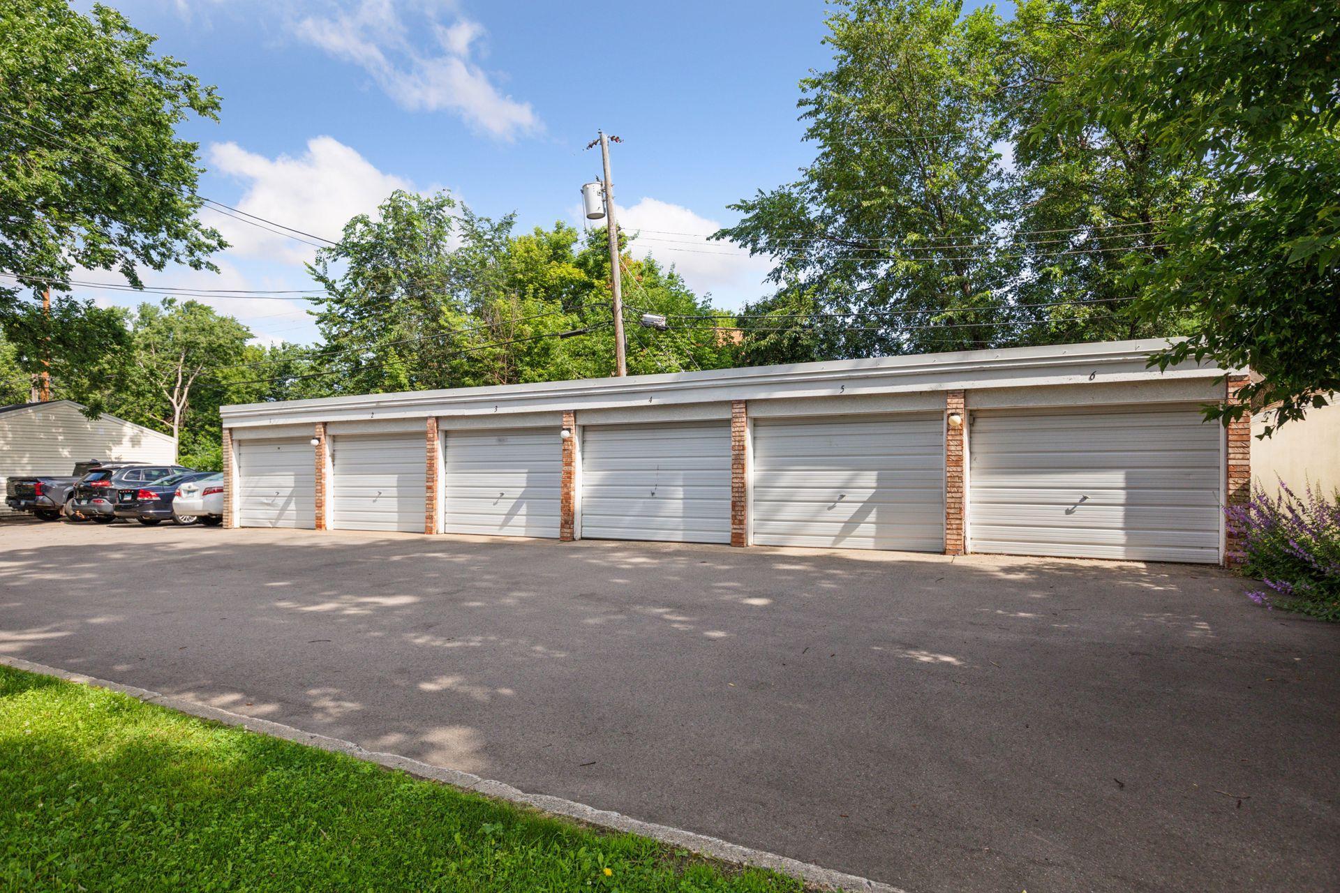 View of Residential at 6222 35th Street #14, Saint Louis Park MN 55416, Saint Louis Park (29 of 32) - Mike Wilen | Minnesota Team Real Estate