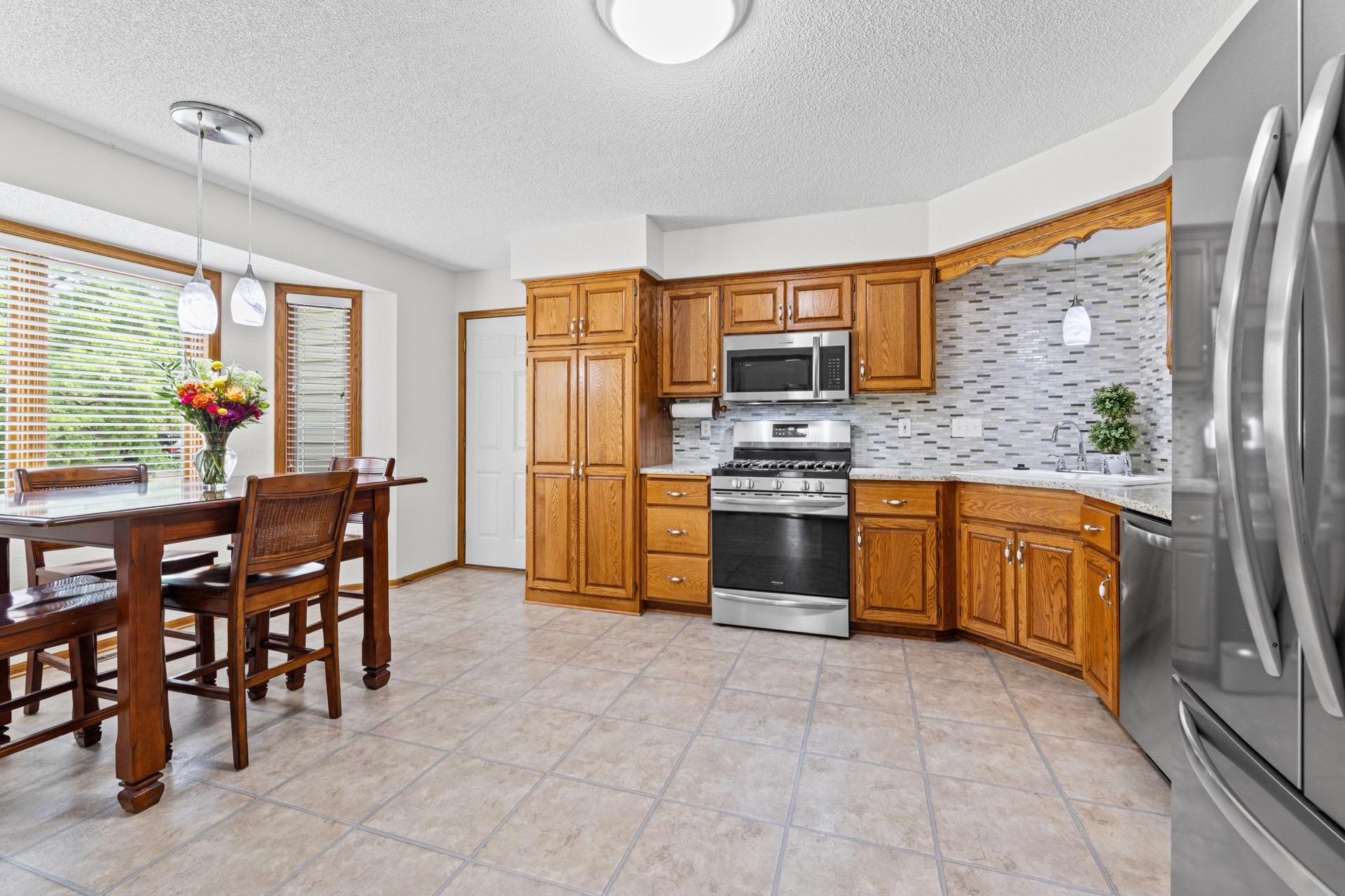 View of Residential at 8925 Ashley Terrace, Brooklyn Park MN 55443, Brooklyn Park (26 of 59) - Mike Wilen | Minnesota Team Real Estate
