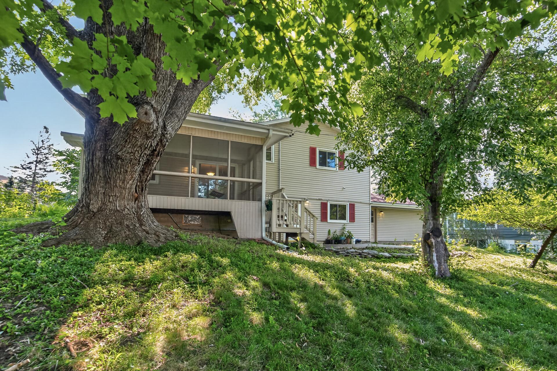 View of Residential at 10704 Prescott Court, Burnsville MN 55337, Burnsville (10 of 49) - Mike Wilen | Minnesota Team Real Estate