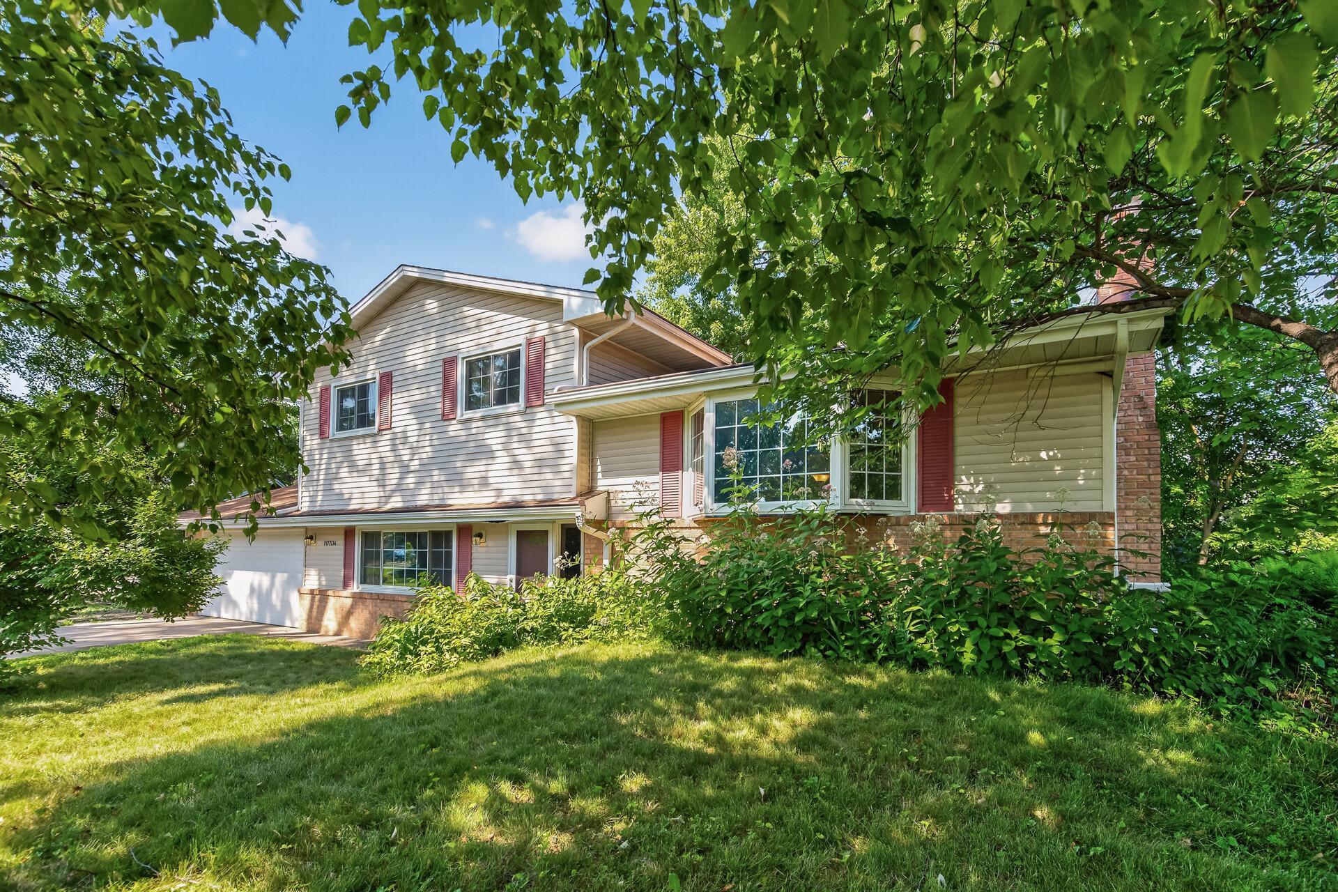 View of Residential at 10704 Prescott Court, Burnsville MN 55337, Burnsville (12 of 49) - Mike Wilen | Minnesota Team Real Estate