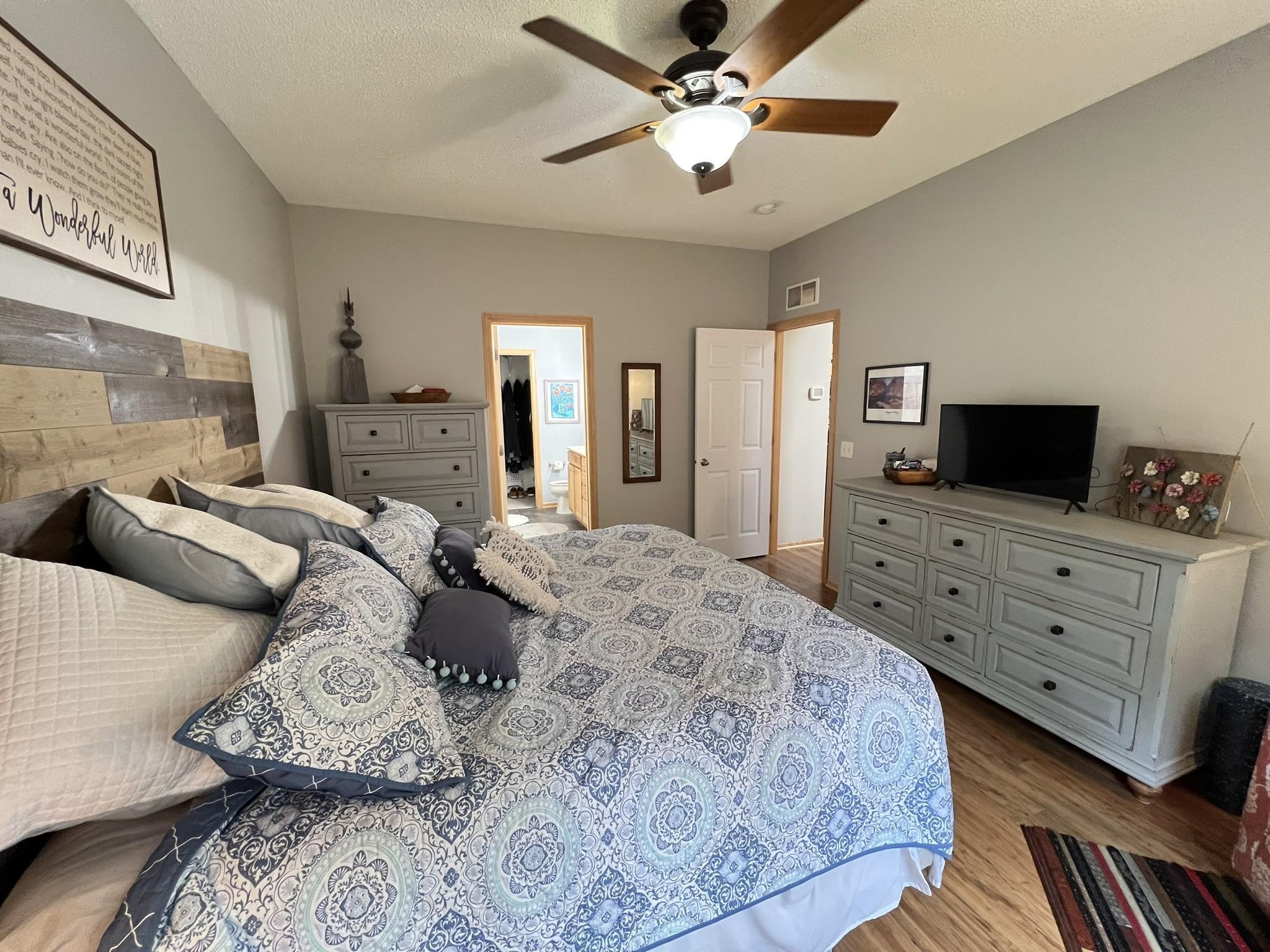 View of Residential at 18060 Kindred Court, Lakeville MN 55044, Lakeville (24 of 62) - Mike Wilen | Minnesota Team Real Estate