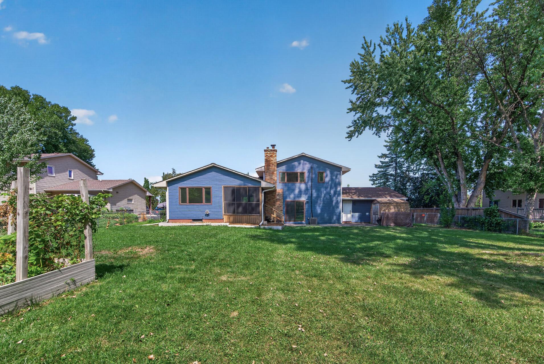 View of Residential at 4270 Quaker Lane, Plymouth MN 55441, Plymouth (43 of 50) - Mike Wilen | Minnesota Team Real Estate
