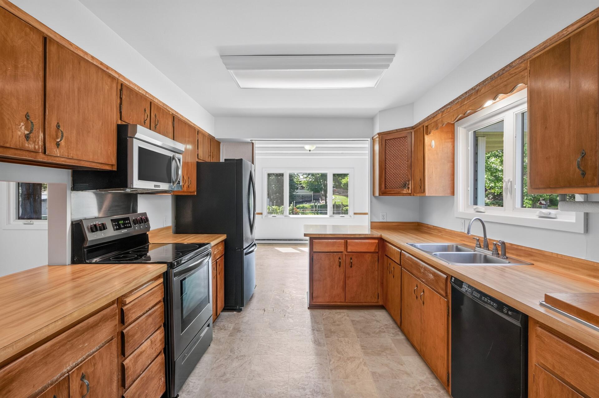 View of Residential at 4270 Quaker Lane, Plymouth MN 55441, Plymouth - Mike Wilen | Minnesota Team Real Estate