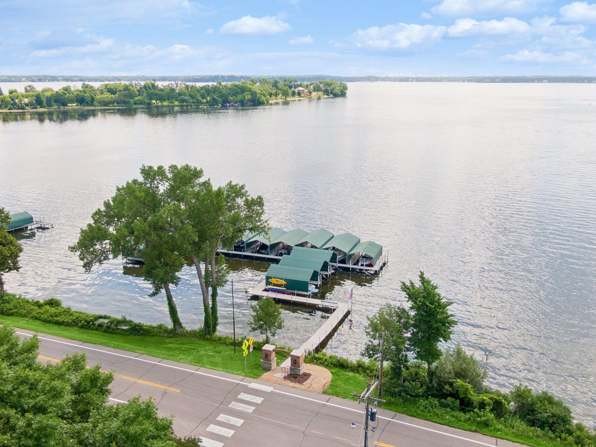 View of Residential at 1155 Heritage Lane, Wayzata MN 55391, Wayzata (3 of 59) - Mike Wilen | Minnesota Team Real Estate