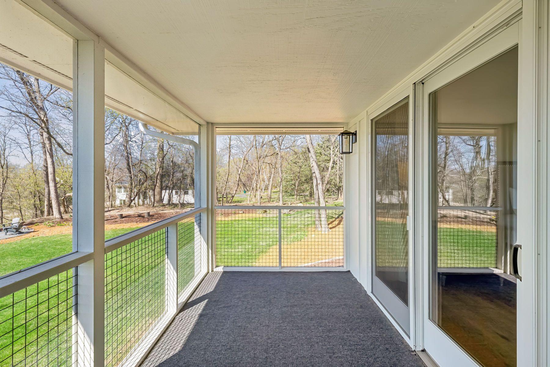 View of Residential at 1155 Heritage Lane, Wayzata MN 55391, Wayzata (42 of 59) - Mike Wilen | Minnesota Team Real Estate