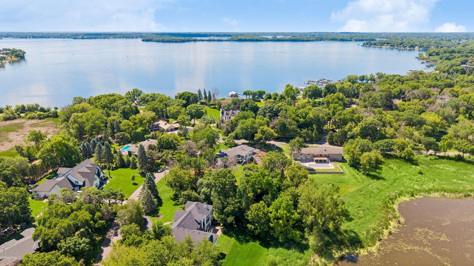 View of Residential at 1155 Heritage Lane, Wayzata MN 55391, Wayzata (50 of 59) - Mike Wilen | Minnesota Team Real Estate
