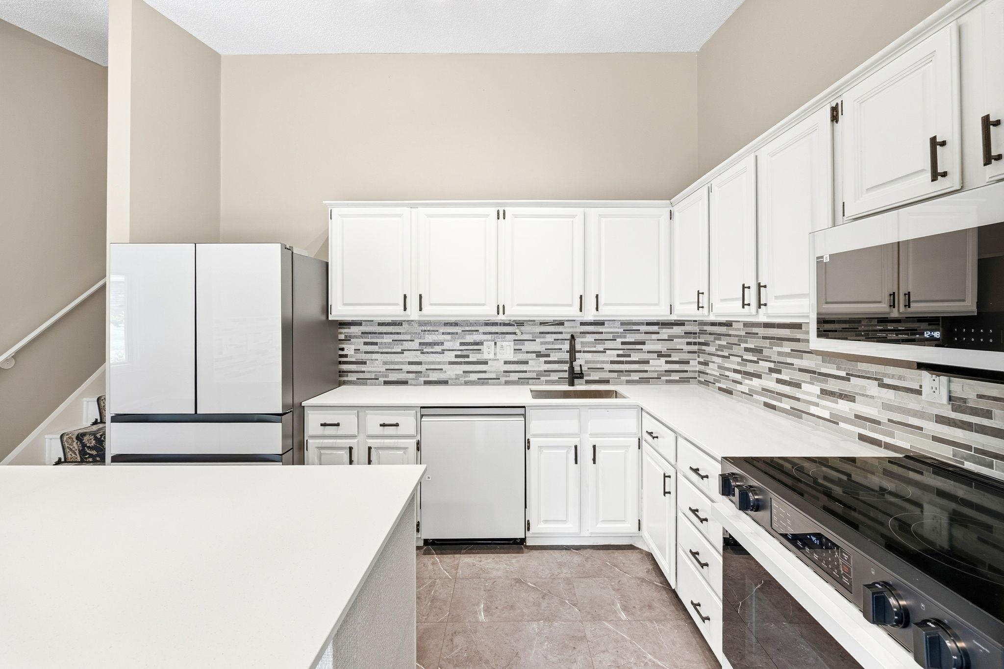 View of Residential at 9712 Cimarron Circle, Minnetonka MN 55305, Minnetonka (17 of 36) - Mike Wilen | Minnesota Team Real Estate
