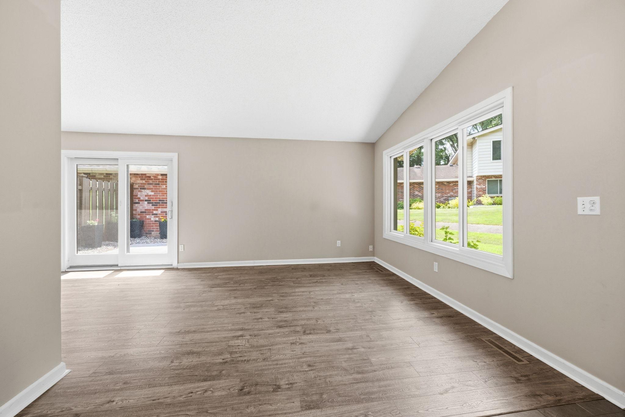 View of Residential at 9712 Cimarron Circle, Minnetonka MN 55305, Minnetonka (15 of 36) - Mike Wilen | Minnesota Team Real Estate