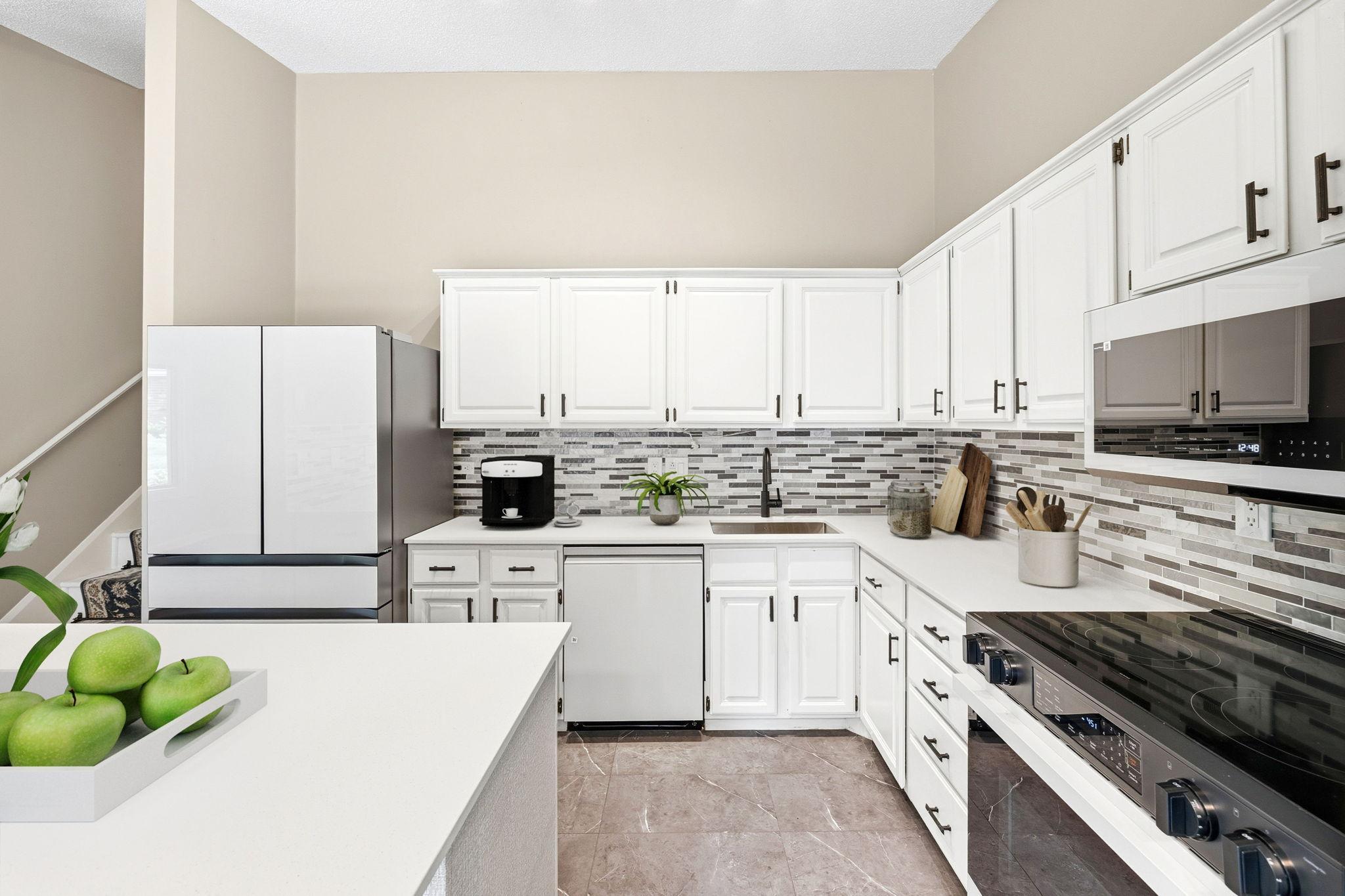 View of Residential at 9712 Cimarron Circle, Minnetonka MN 55305, Minnetonka (7 of 36) - Mike Wilen | Minnesota Team Real Estate