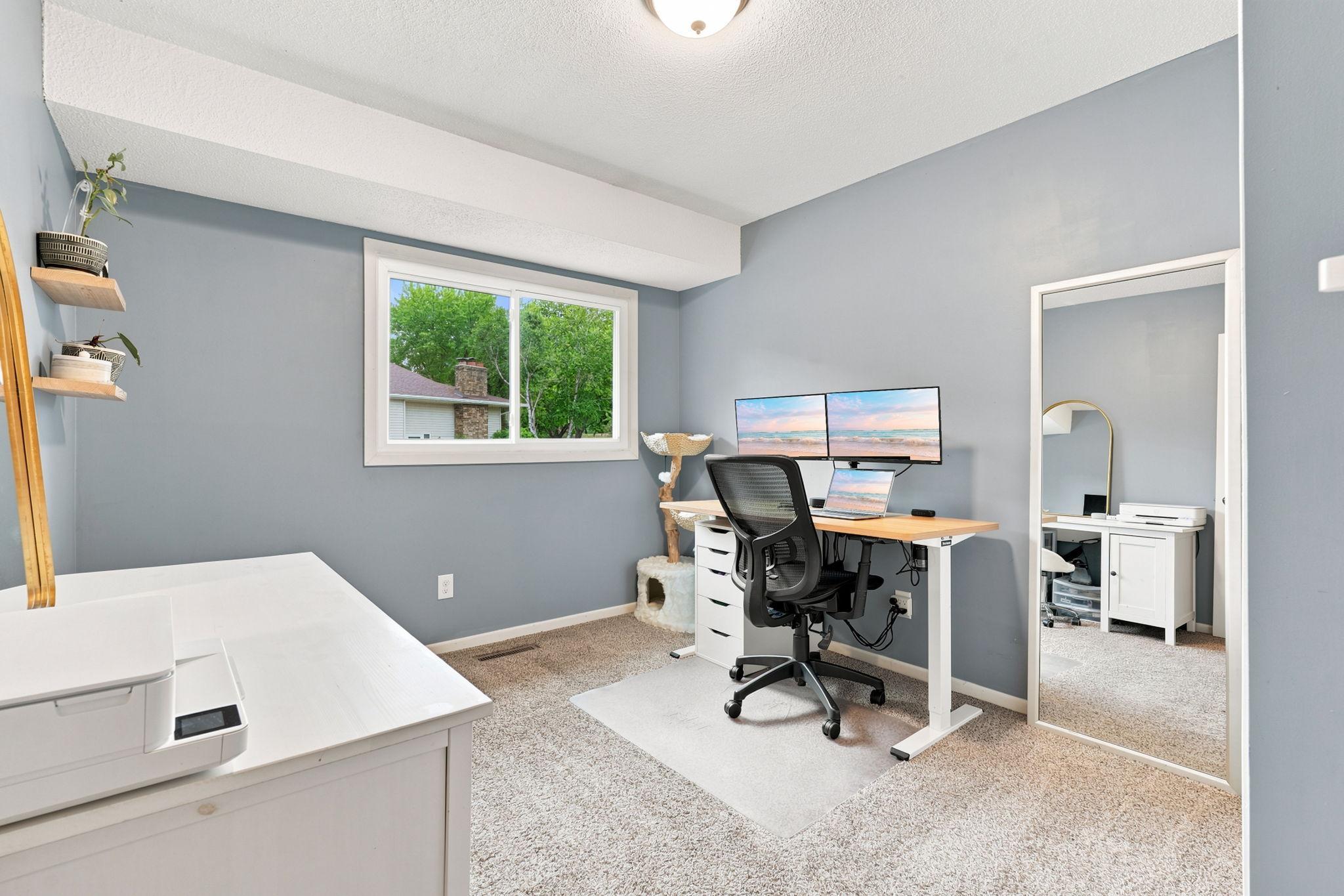 View of Residential at 1711 Hickory Hill Drive, Eagan MN 55122, Eagan (13 of 29) - Mike Wilen | Minnesota Team Real Estate
