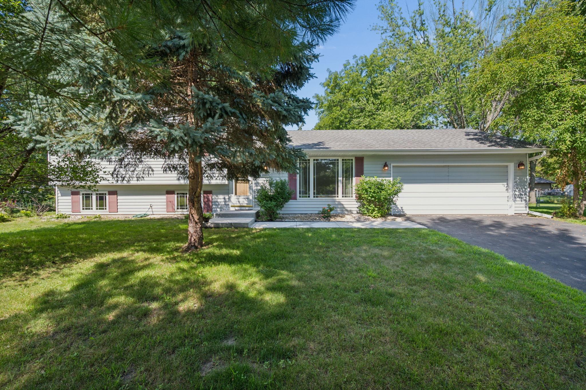 View of Residential at 10692 104th Place, Maple Grove MN 55369, Maple Grove (31 of 40) - Mike Wilen | Minnesota Team Real Estate