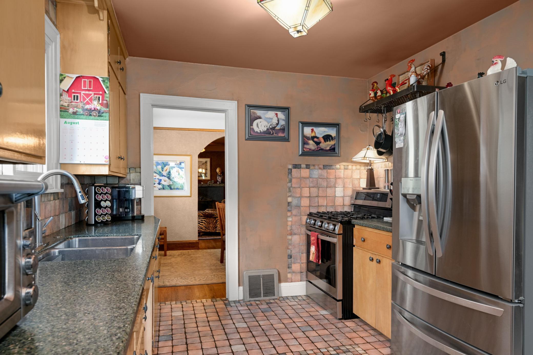 View of Residential at 4521 Park Avenue, Minneapolis MN 55407, Minneapolis (11 of 33) - Mike Wilen | Minnesota Team Real Estate