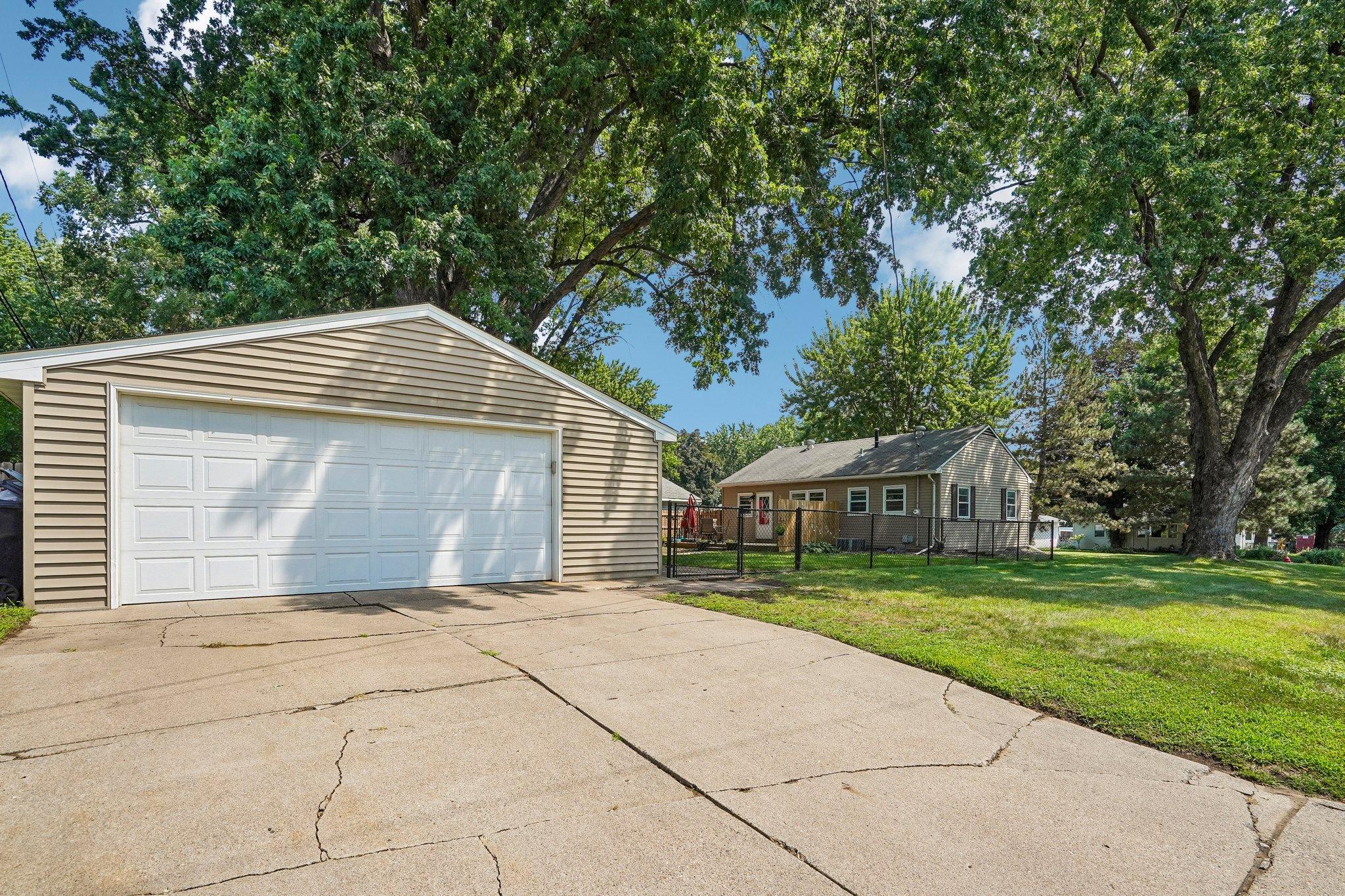 View of Residential at 8444 Fremont Avenue, Bloomington MN 55420, Bloomington (25 of 33) - Mike Wilen | Minnesota Team Real Estate