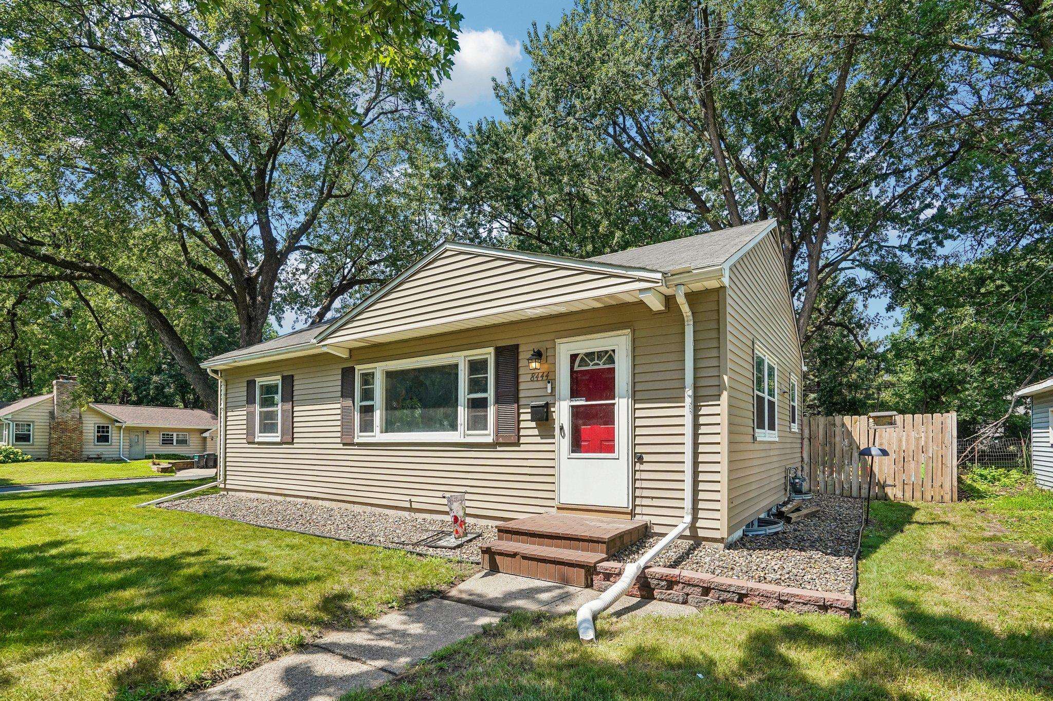 View of Residential at 8444 Fremont Avenue, Bloomington MN 55420, Bloomington (7 of 33) - Mike Wilen | Minnesota Team Real Estate