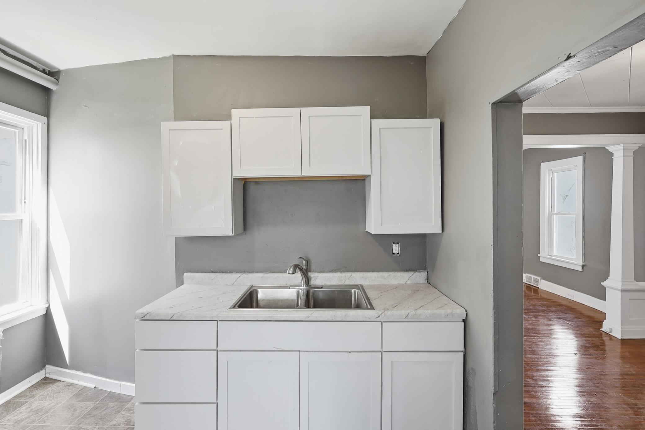 View of Residential at 324 Van Buren Avenue, Saint Paul MN 55103, Saint Paul (13 of 22) - Mike Wilen | Minnesota Team Real Estate
