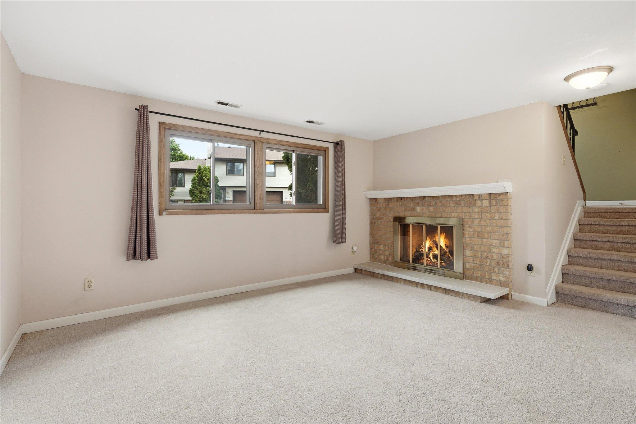 View of Residential at 5215 84th Court, Brooklyn Park MN 55443, Brooklyn Park (31 of 39) - Mike Wilen | Minnesota Team Real Estate