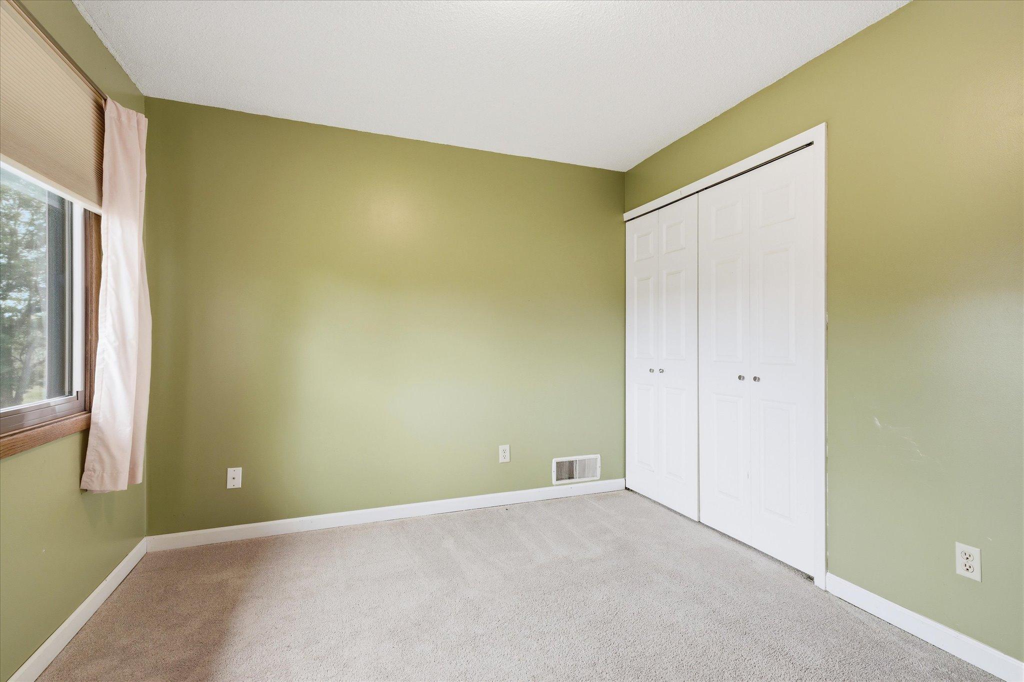 View of Residential at 5215 84th Court, Brooklyn Park MN 55443, Brooklyn Park (27 of 39) - Mike Wilen | Minnesota Team Real Estate