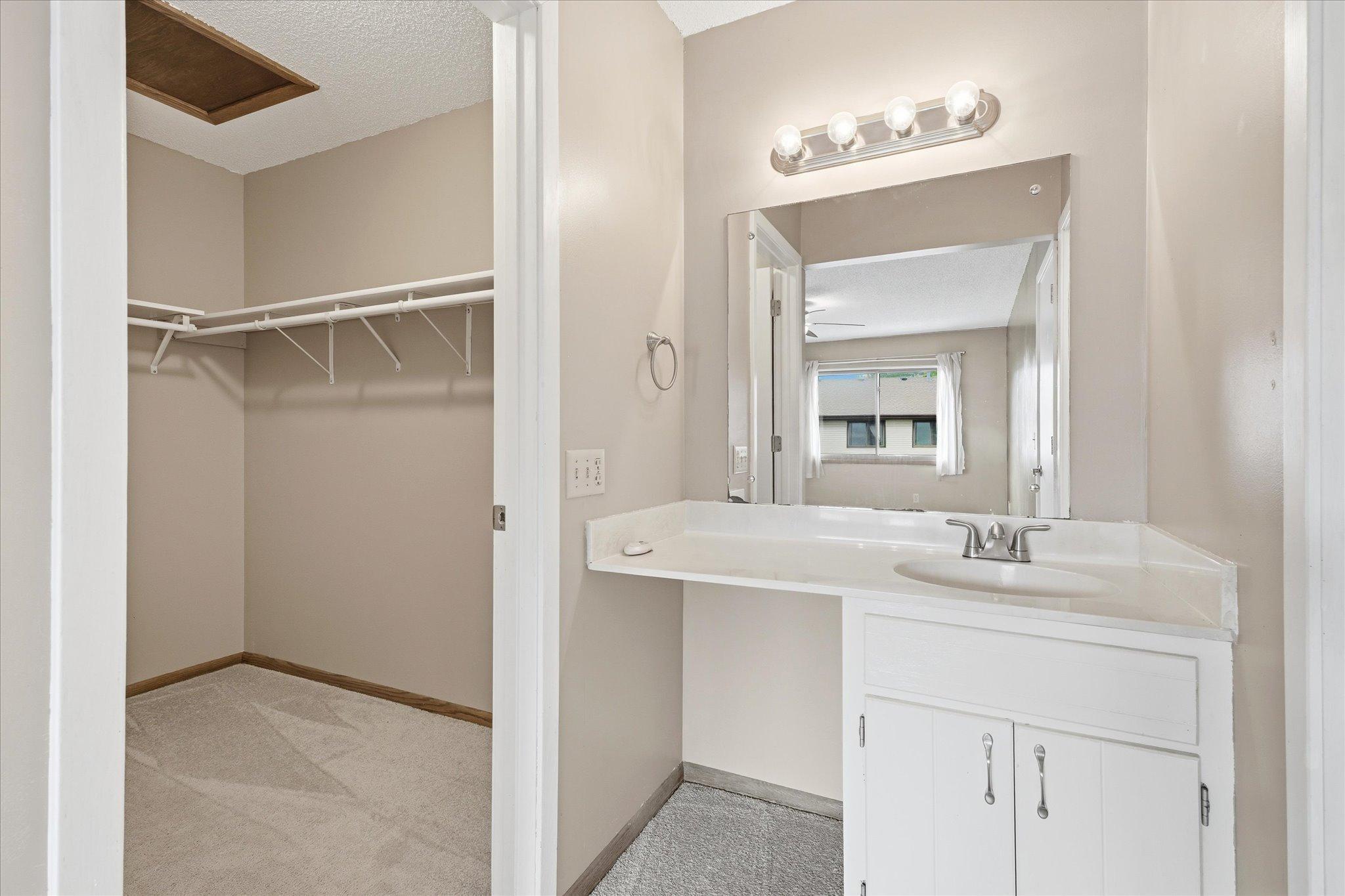 View of Residential at 5215 84th Court, Brooklyn Park MN 55443, Brooklyn Park (23 of 39) - Mike Wilen | Minnesota Team Real Estate