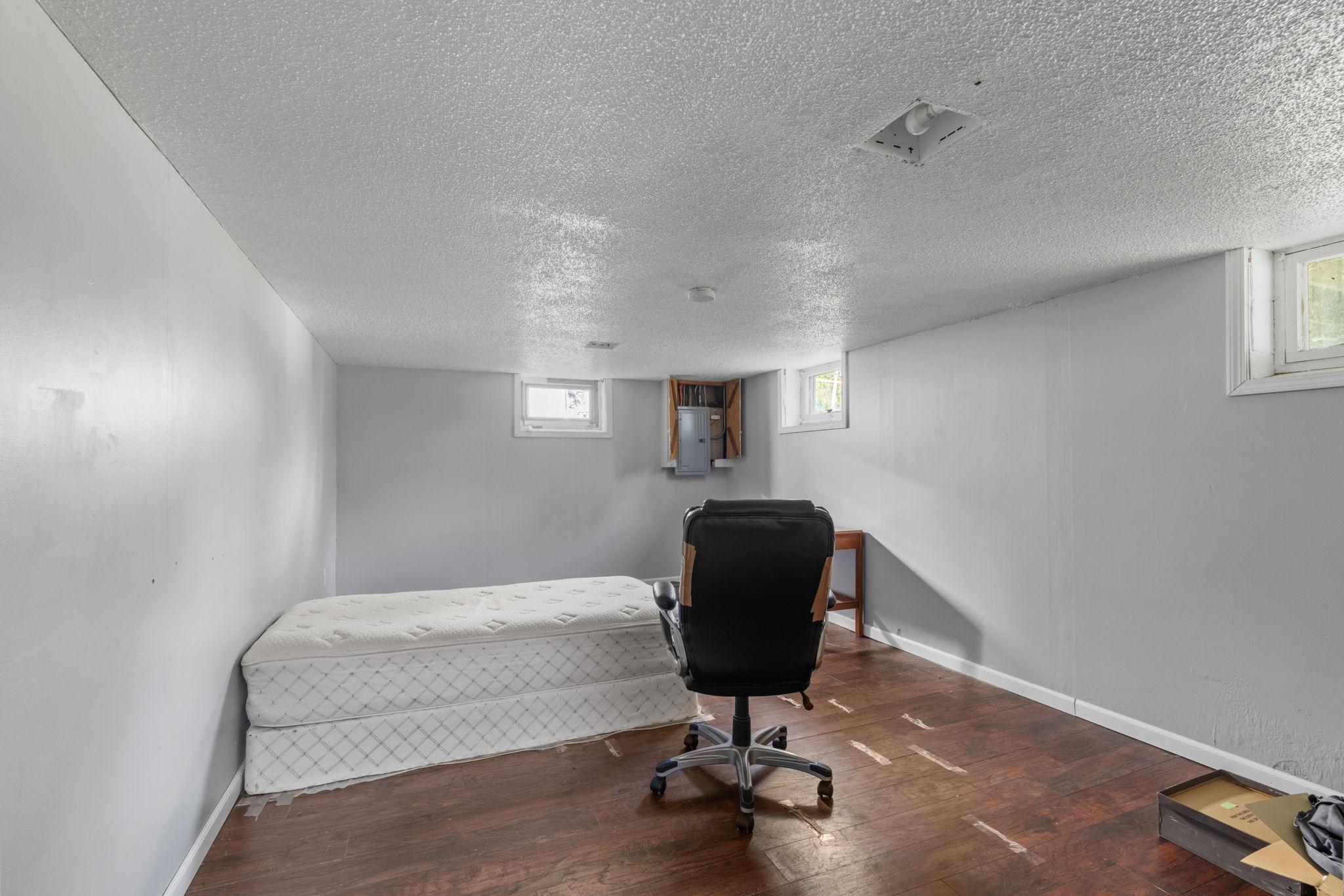 View of Residential at 2168 Hawthorne Avenue, Saint Paul MN 55119, Saint Paul (15 of 23) - Mike Wilen | Minnesota Team Real Estate