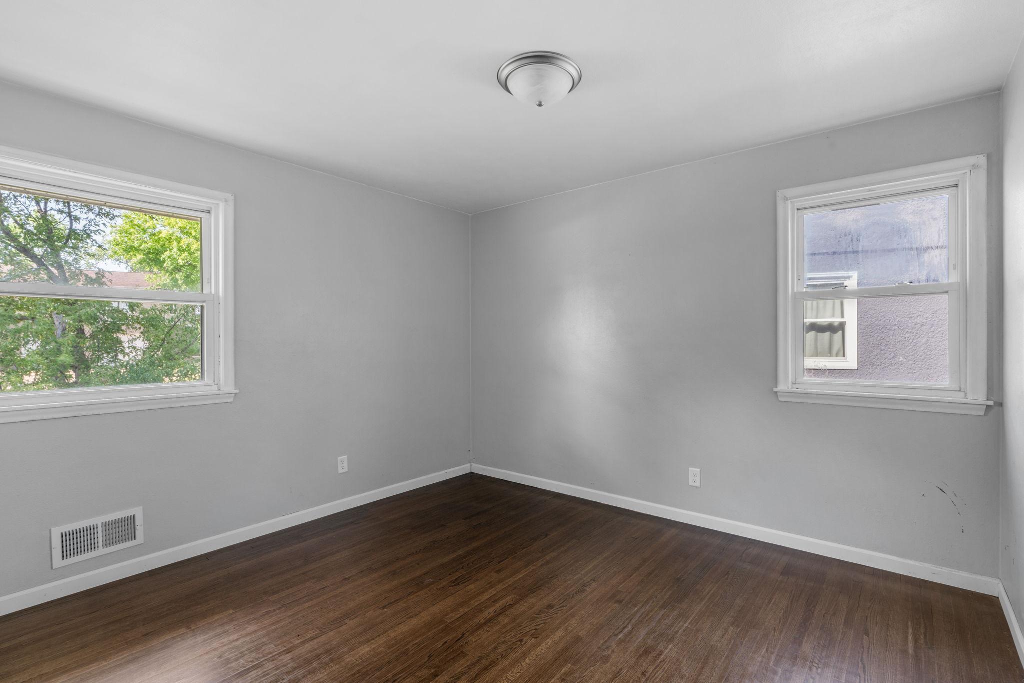 View of Residential at 2168 Hawthorne Avenue, Saint Paul MN 55119, Saint Paul (11 of 23) - Mike Wilen | Minnesota Team Real Estate