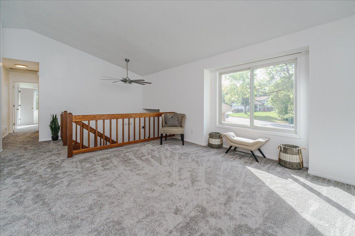 View of Residential at 1712 Rio Loma Drive, Burnsville MN 55337, Burnsville (4 of 34) - Mike Wilen | Minnesota Team Real Estate