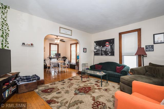 View of Residential Income at 2727 Harriet Avenue, Minneapolis MN 55408, Minneapolis (6 of 21) - Mike Wilen | Minnesota Team Real Estate