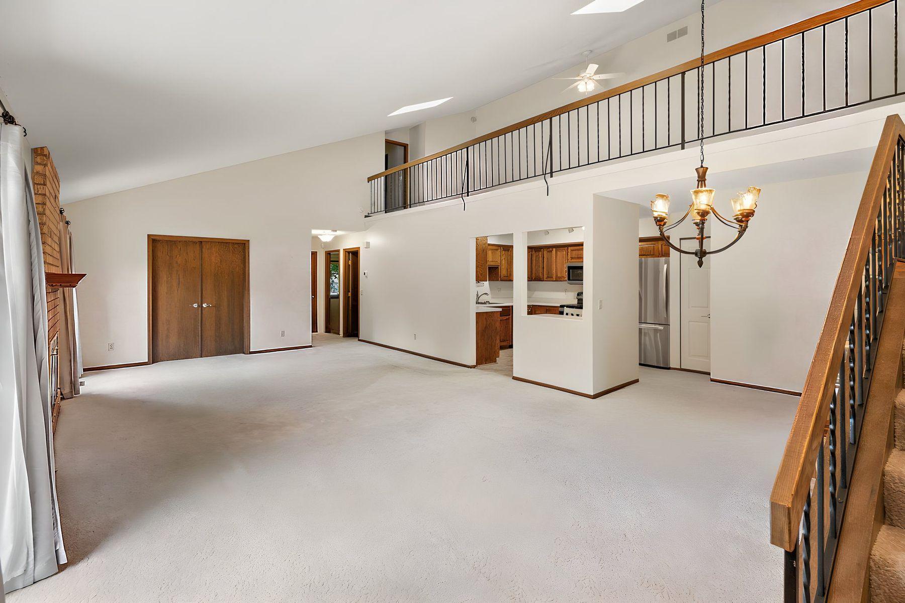 View of Residential at 7051 Robinwood Trail, Woodbury MN 55125, Woodbury (6 of 37) - Mike Wilen | Minnesota Team Real Estate