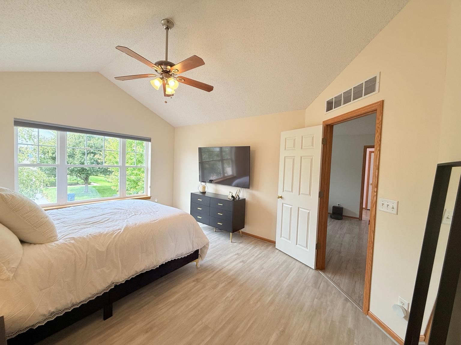 View of Residential at 11193 204th Street #201, Lakeville MN 55044, Lakeville (29 of 50) - Mike Wilen | Minnesota Team Real Estate