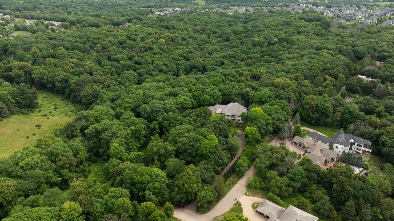 View of Residential at 9991 Dell Road, Eden Prairie MN 55347, Eden Prairie (3 of 99) - Mike Wilen | Minnesota Team Real Estate
