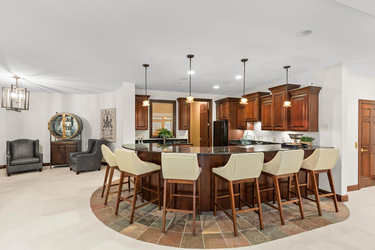 View of Residential at 9991 Dell Road, Eden Prairie MN 55347, Eden Prairie (63 of 99) - Mike Wilen | Minnesota Team Real Estate