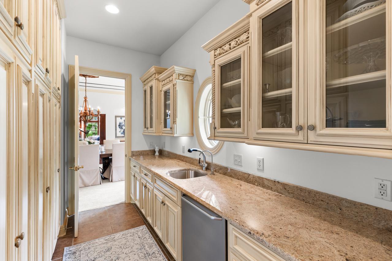View of Residential at 9991 Dell Road, Eden Prairie MN 55347, Eden Prairie (11 of 99) - Mike Wilen | Minnesota Team Real Estate