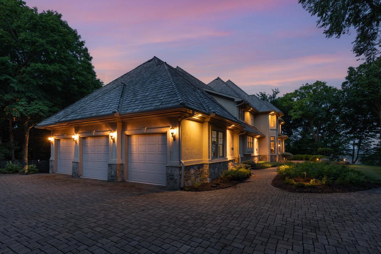 View of Residential at 9991 Dell Road, Eden Prairie MN 55347, Eden Prairie (94 of 99) - Mike Wilen | Minnesota Team Real Estate