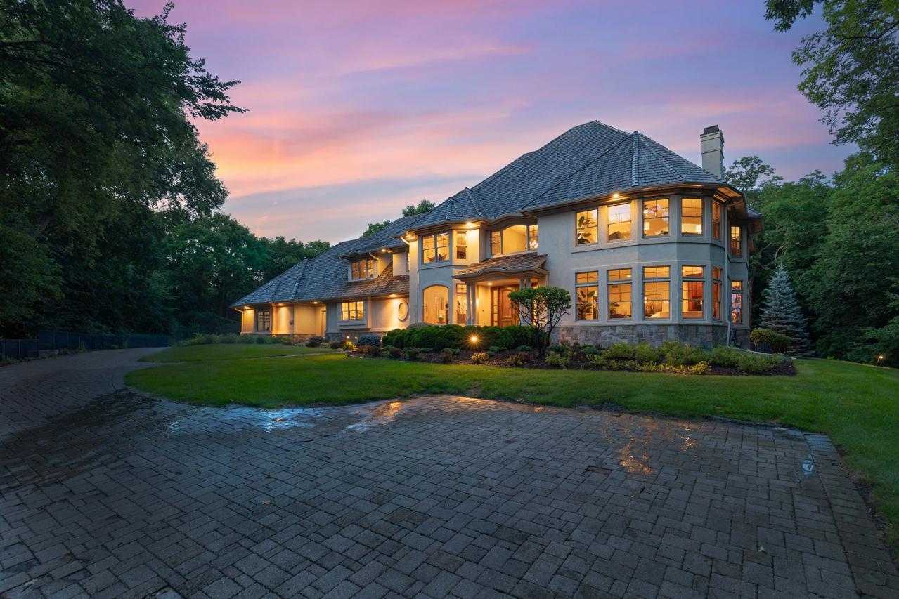 View of Residential at 9991 Dell Road, Eden Prairie MN 55347, Eden Prairie (80 of 99) - Mike Wilen | Minnesota Team Real Estate