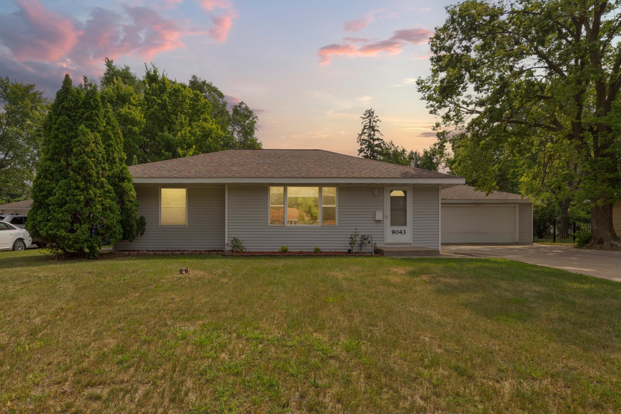 View of Residential at 9043 13th Avenue, Bloomington MN 55425, Bloomington (3 of 35) - Mike Wilen | Minnesota Team Real Estate