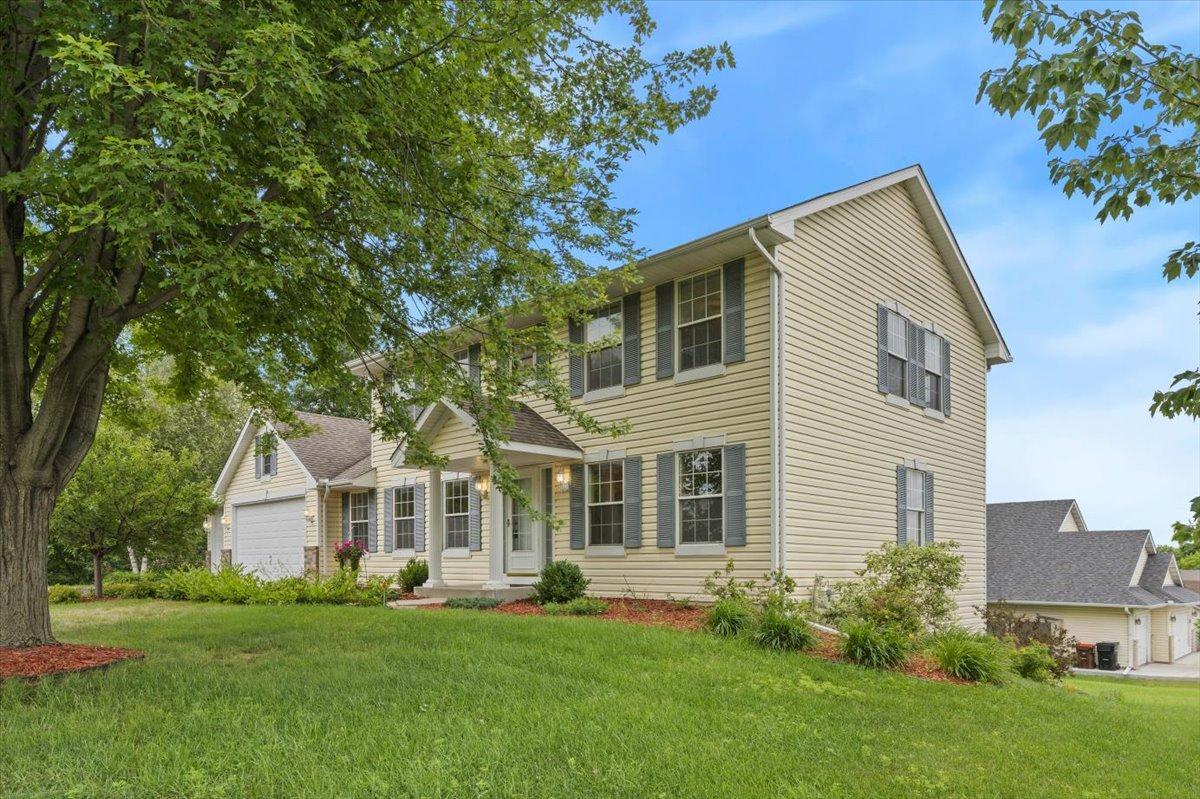 View of Residential at 931 Sterling Street, Maplewood MN 55119, Maplewood (4 of 44) - Mike Wilen | Minnesota Team Real Estate